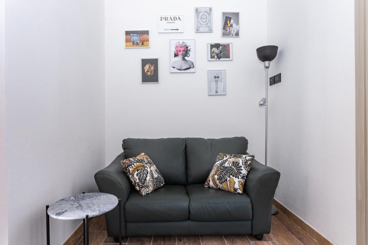 Living G Room Cagliari Extérieur photo